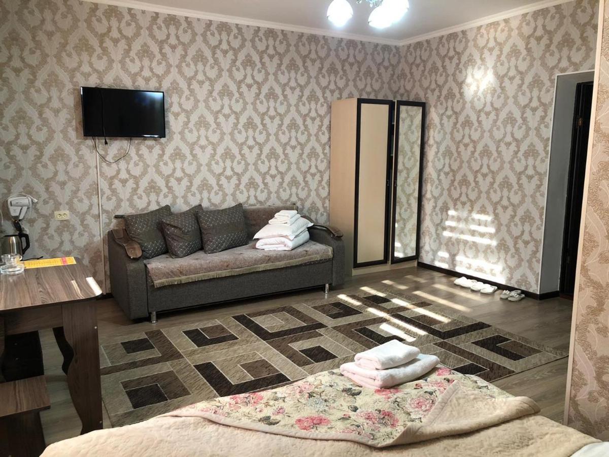 Hotel Keruen Taraz Exteriér fotografie